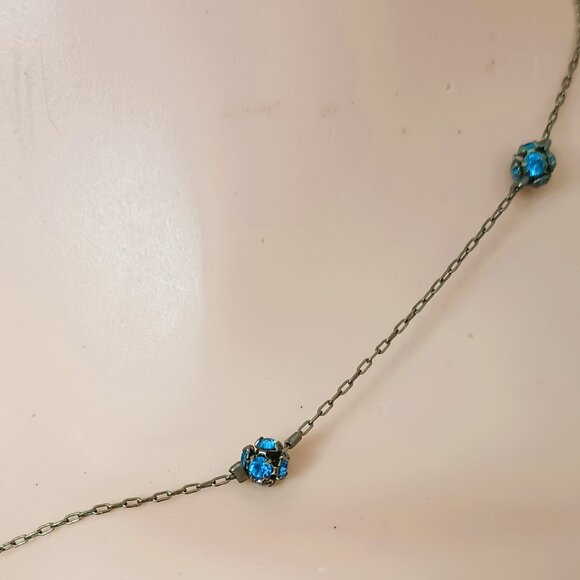 1928 Blue Cluster Bead Station Necklace 16" Dainty Choker Vintage Look - Picture 3 of 8